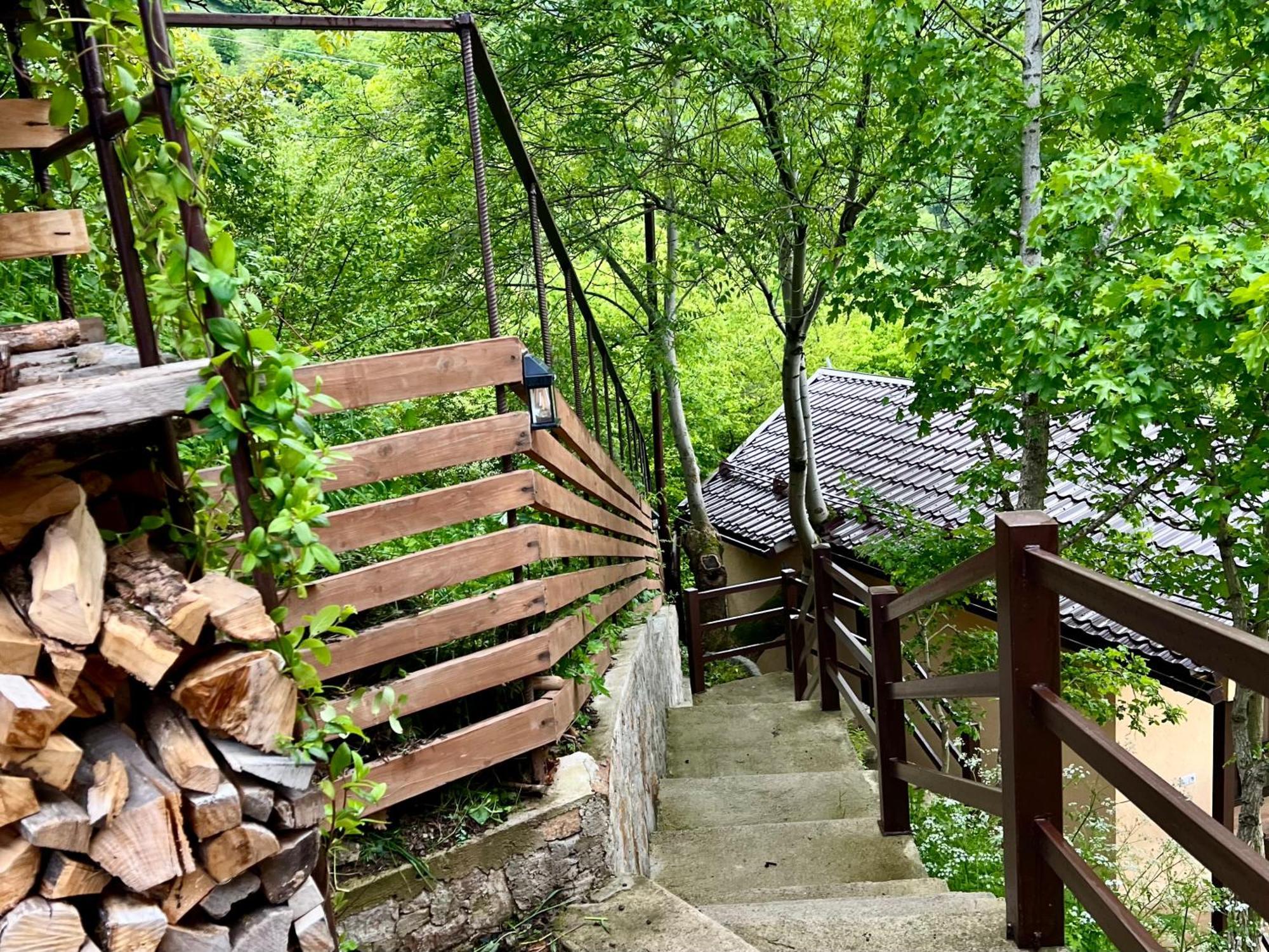 Dilivita Rest House Dilijan Exterior photo